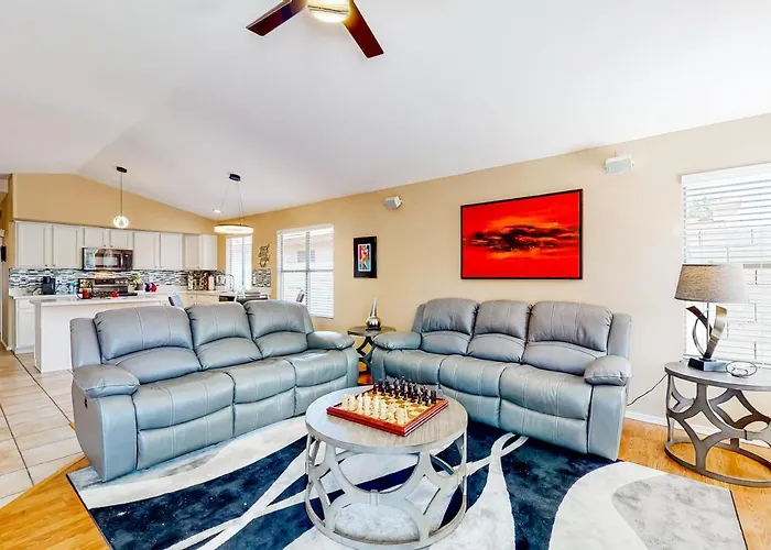 Nestled On Nielson Holiday home