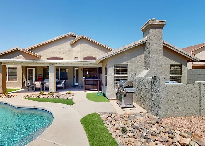 Nestled On Nielson Holiday home Gilbert
